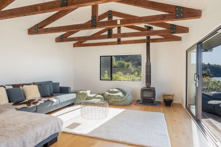 21 Waiparemo Crescent Pukawa_7