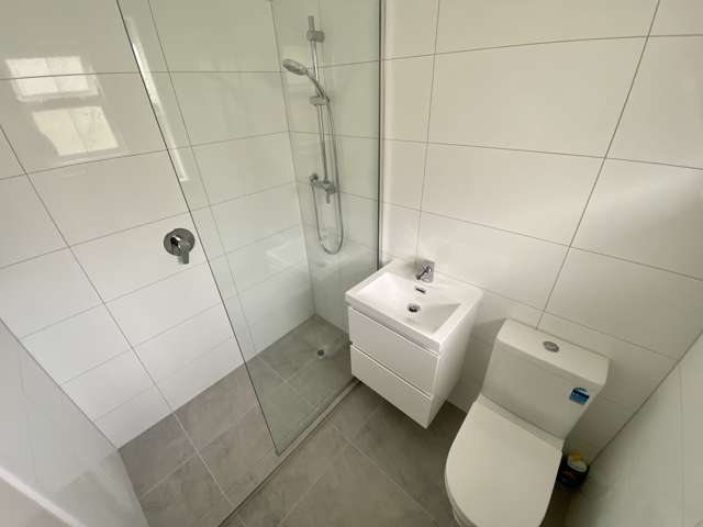 2/10 Coronation Road Epsom_2