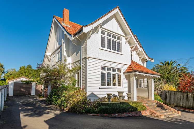 12 Brassey Road St Johns Hill_35