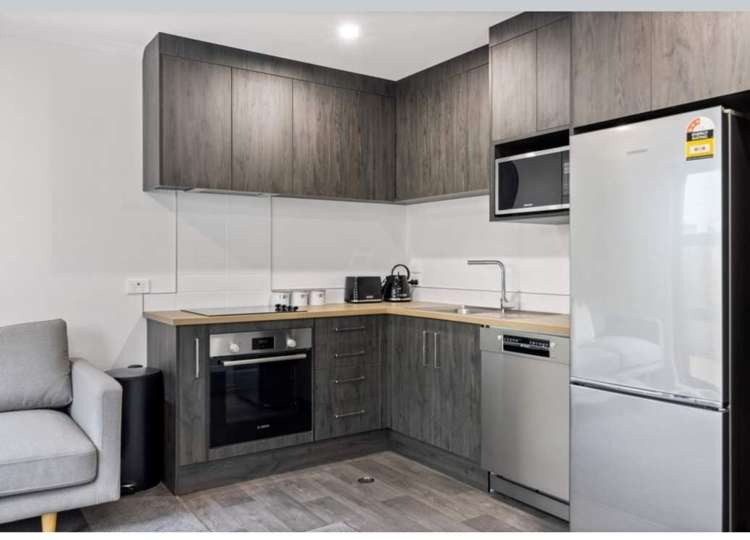 Room B 5/61 May Street Hamilton East_9