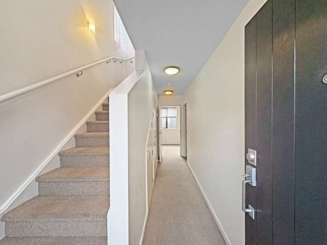 42 Saintly Lane Avondale_1