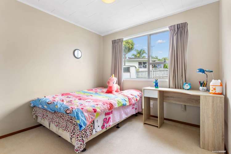 3 Aquarius Avenue Glen Eden_8