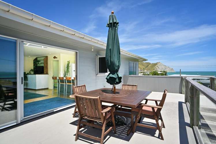 6 Argyle Street Māhia_2