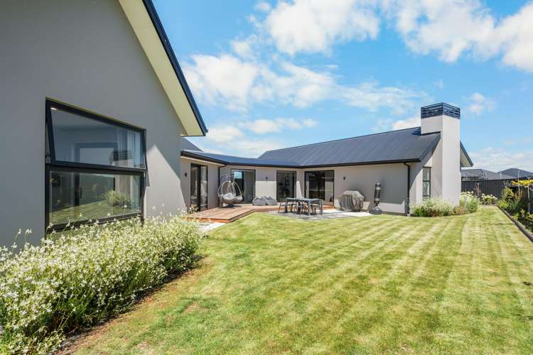 10 Snow Cup Close Lincoln_38