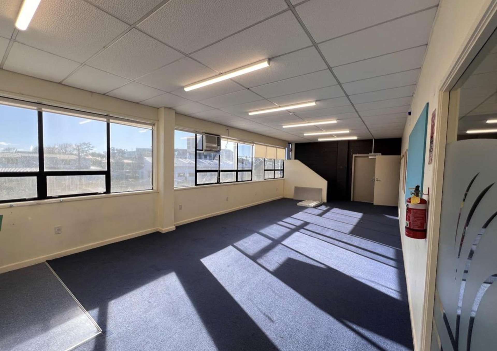 1st Floor/945A New North Road Mount Albert_0