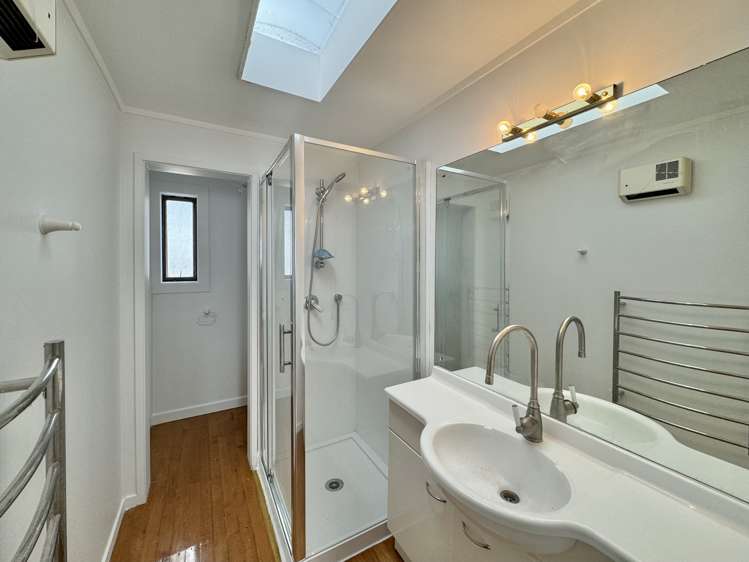 19 Macleans Rd Bucklands Beach_7