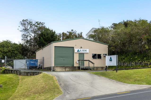 Freehold Warehouse and Yard Investment