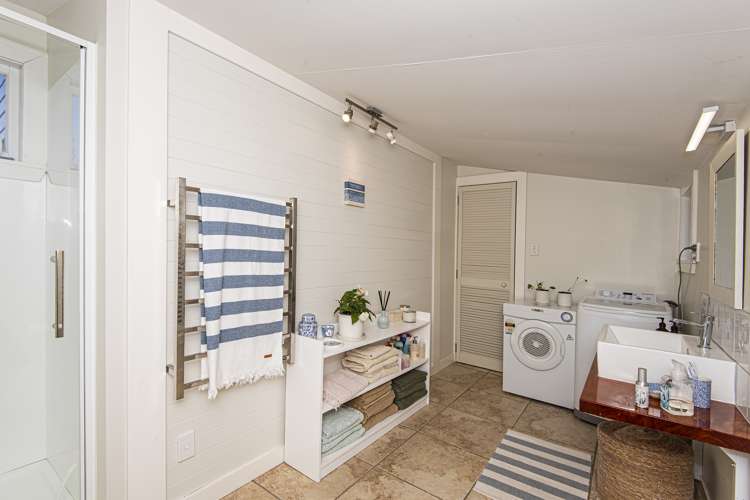 128 Beach Road Onerahi_19