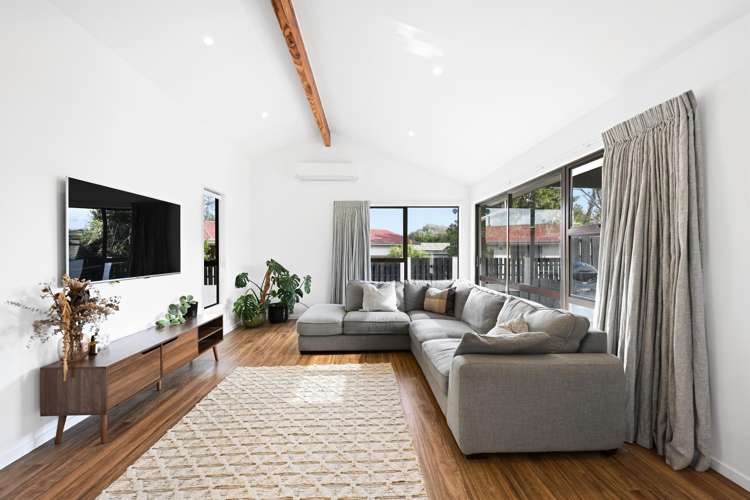 11 Camden Place Pukete_5