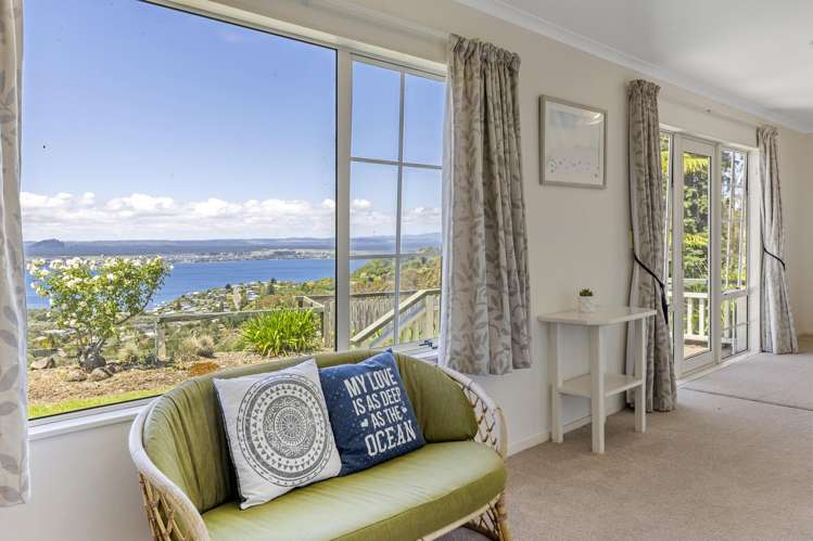 65 Te Moenga Park Acacia Bay_13