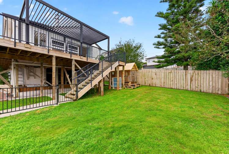 2/39 Kia Ora Road Beach Haven_2