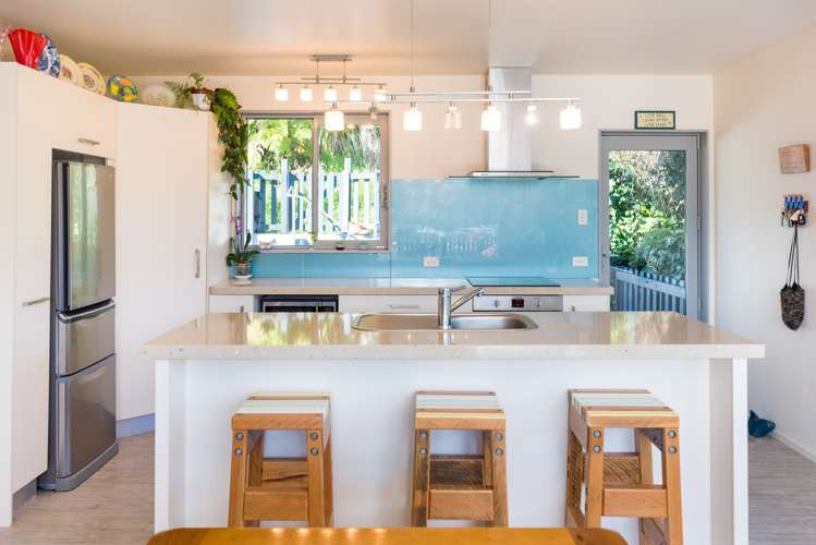 33 Seaview Crescent Picton_5