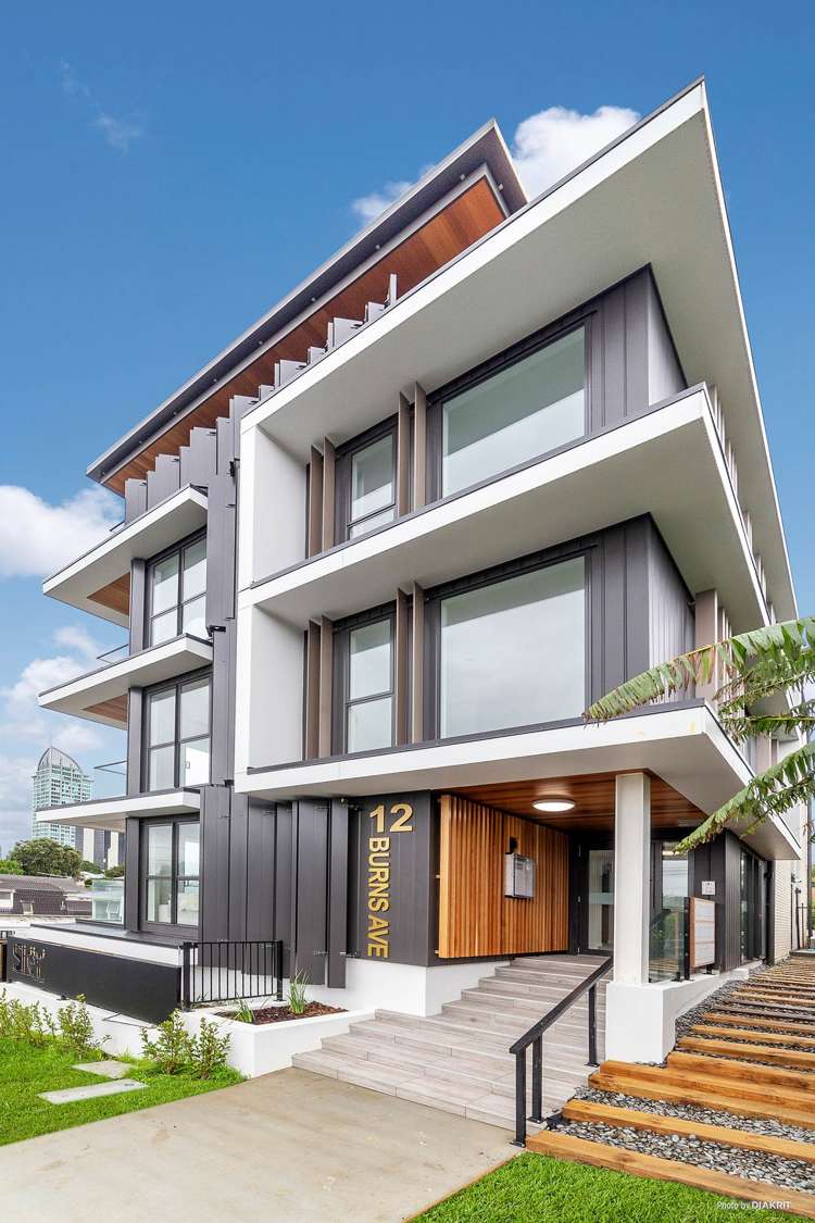 9/12 Burns Avenue Takapuna_14