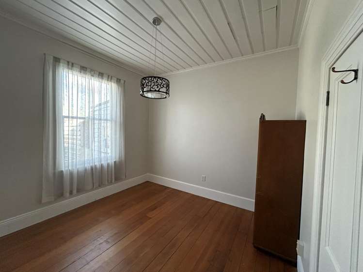 a/13 Stewart Street 11555_10