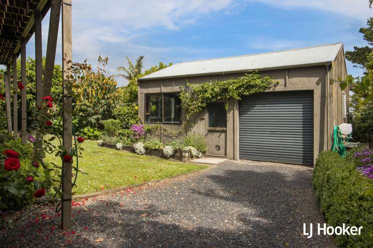 35 Athenree Road_2