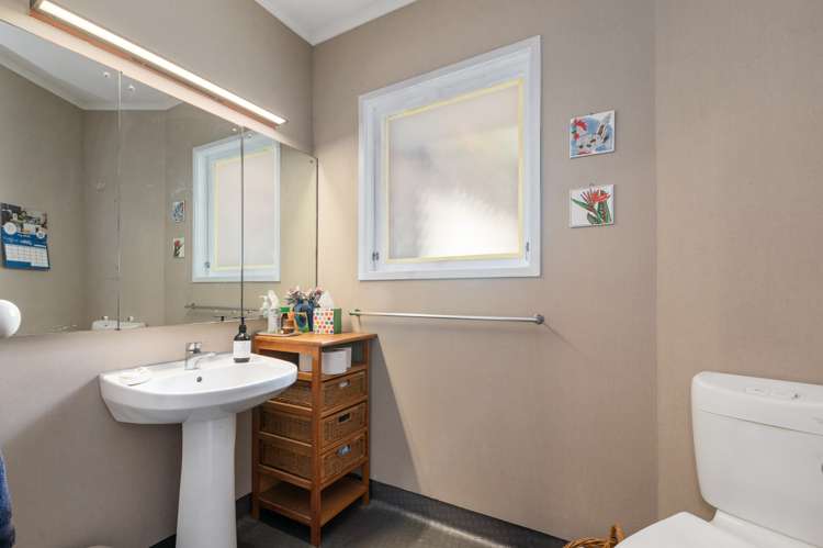 48 Wylie Street Glenholme_16