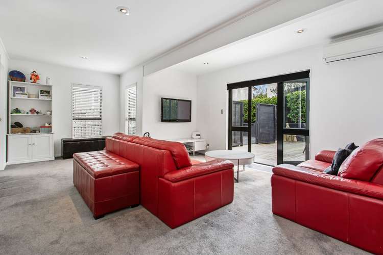 2/10 Bledisloe Street Cockle Bay_8