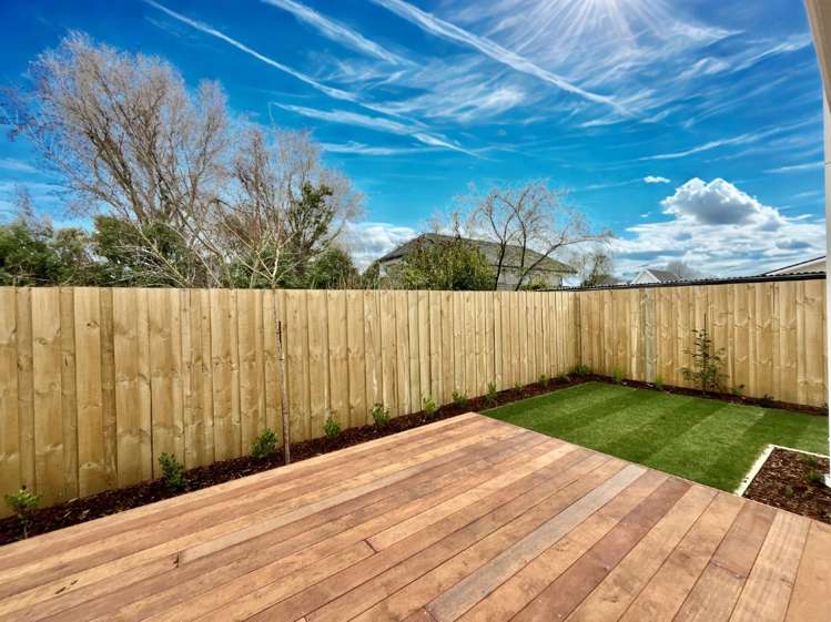 98d Geraldine Street Edgeware_18
