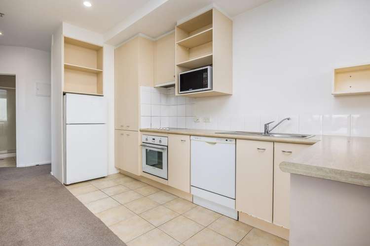 6G/14 Waterloo Quadrant Auckland Central_8