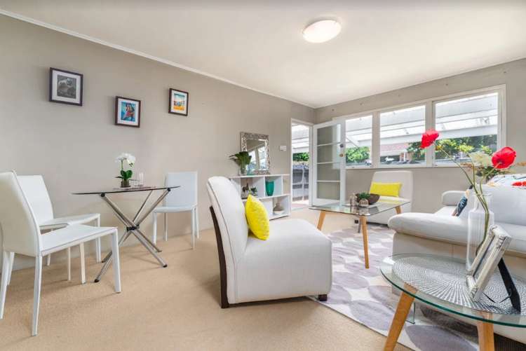 2/45 Abbotts Way Remuera_0
