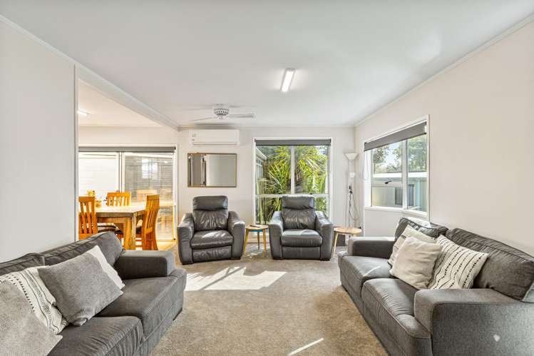 6 Coey Place Glen Eden_12