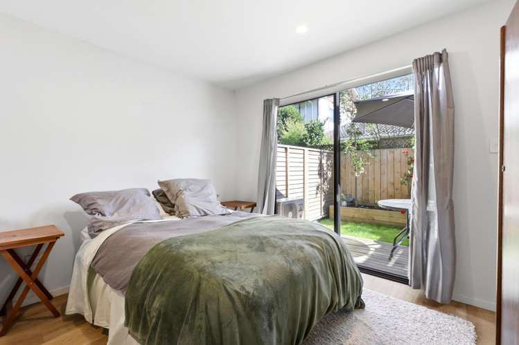 8/35 Centreway Road Orewa_12
