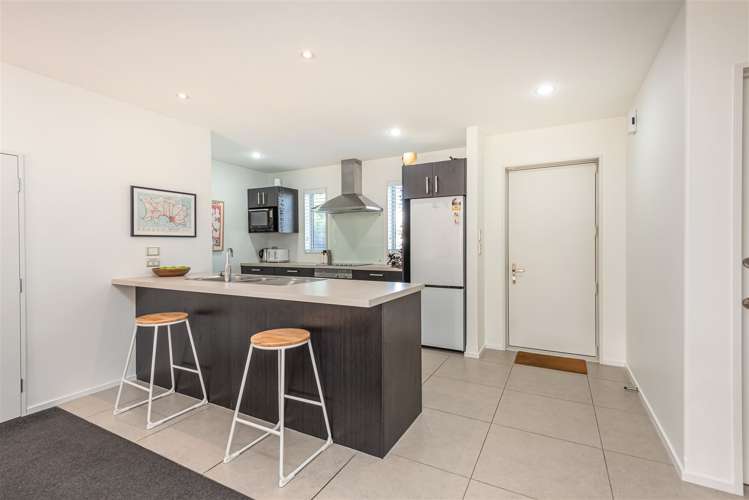 47 Mcmahon Drive Aidanfield_3