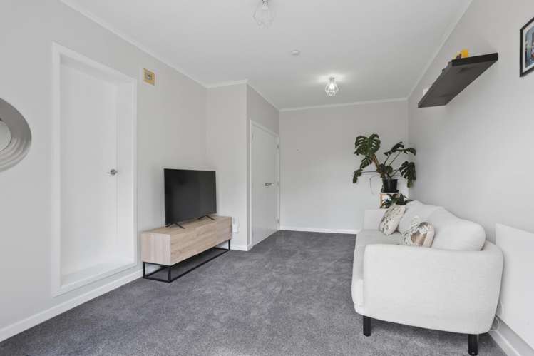 8 Konini Road Titirangi_13