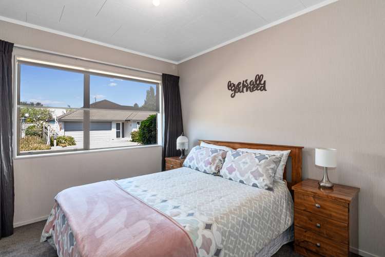 8 Evergreen Way Stoke_12