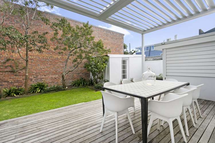 2 Kawerau Avenue Devonport_9