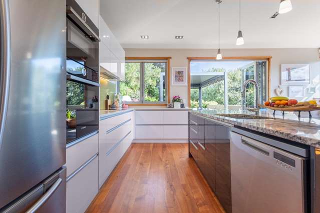 32 Lorna Irene Drive Raumati South_4