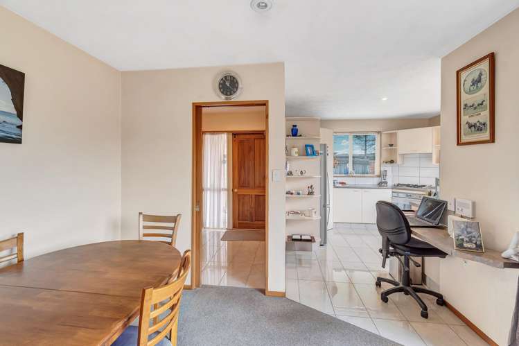 8a Kirk Road Templeton_6