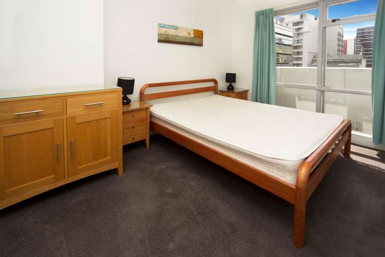 7A/16 Gore Street City Centre_8