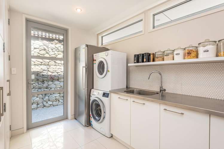 6 Challenger Lane Redcliffs_21