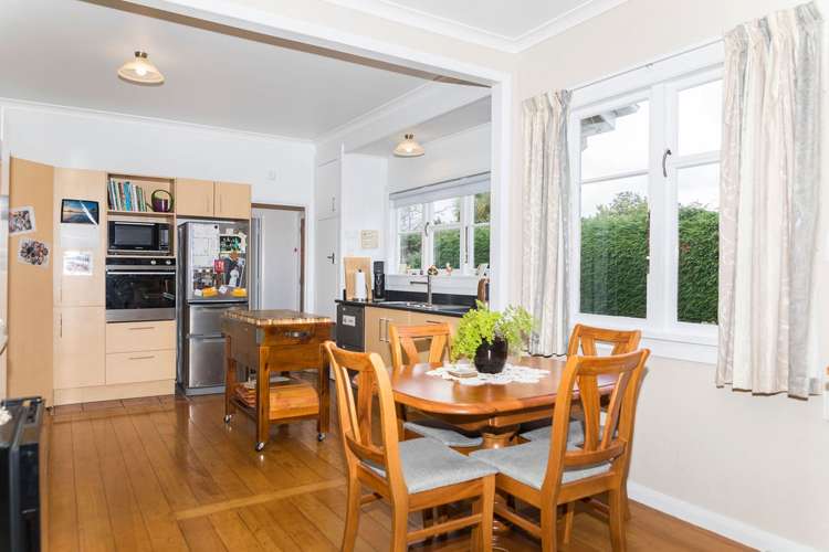 64 Guy Street Dannevirke_7