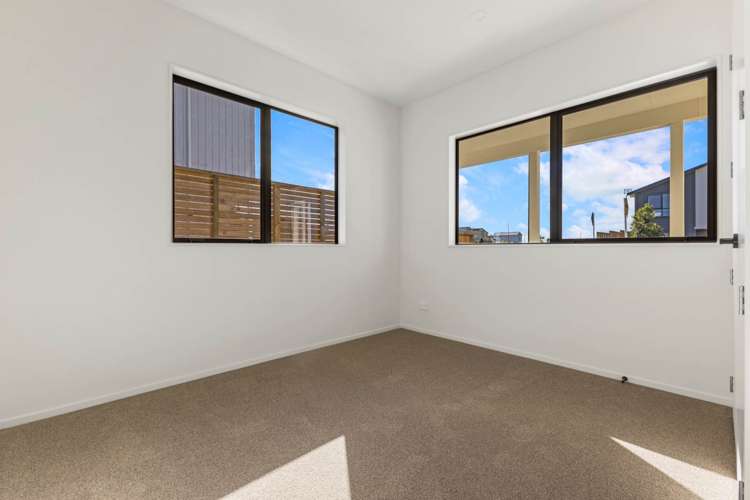 10 Rarangi Mai Lane Karaka_4