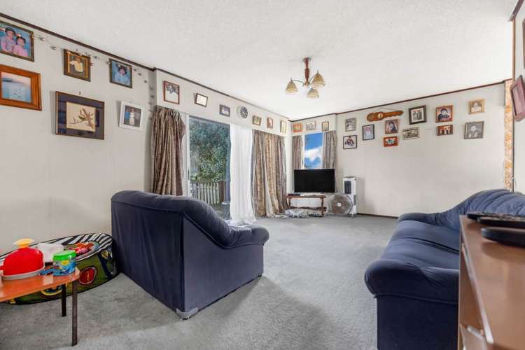 17 Ronald Place Manurewa_11