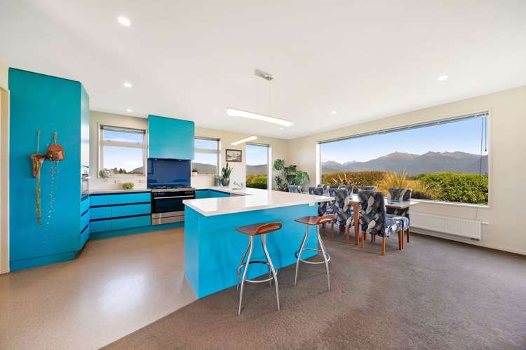 73 Holmwood Road Manapouri_3