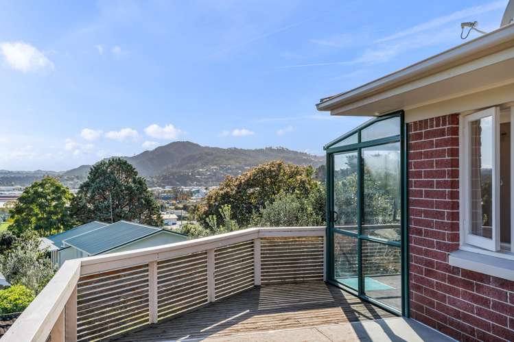 9 Raewyn Street Morningside_23