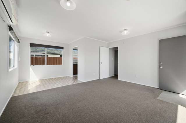 16 Aspen Place Owhata_2