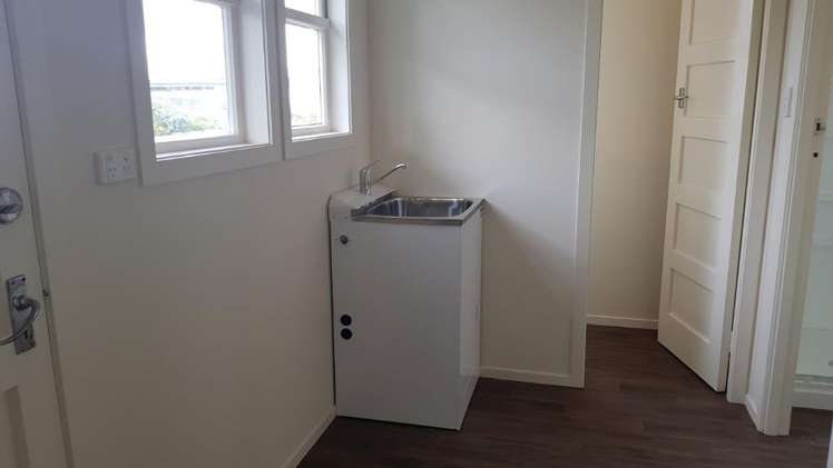 37A Twentieth Avenue 1068_4