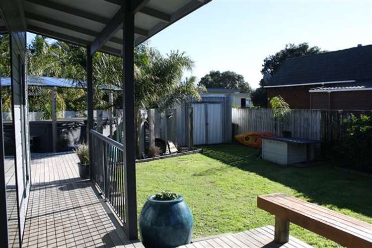 1235 Hikuai Settlement Road Pauanui_22