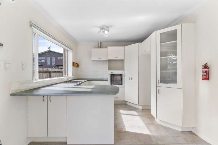 1/64 Riverside Road Orewa_14