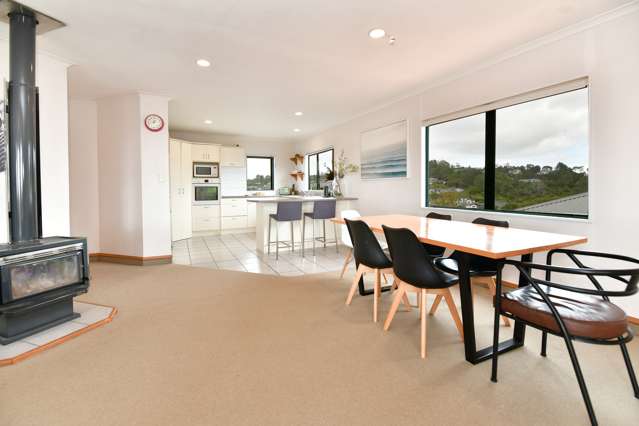 2/603 Whangaparaoa Road Stanmore Bay_3