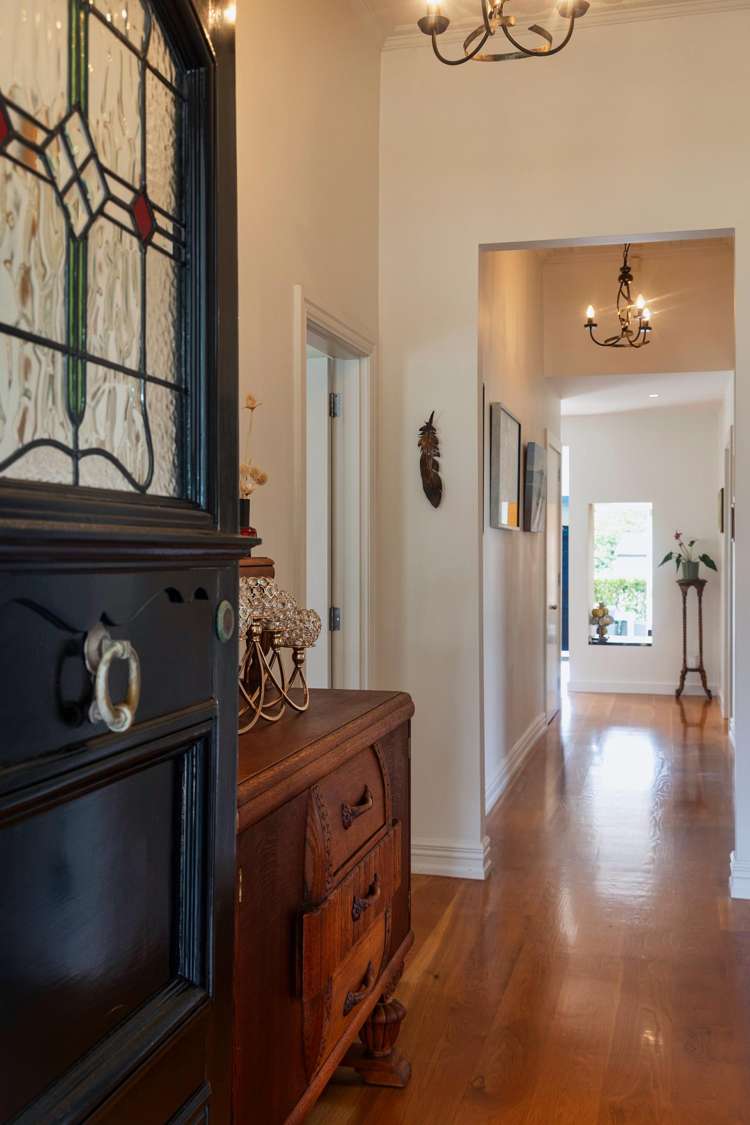 8 Summit Drive Mount Albert_27