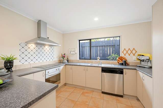 48 Basra Drive Henderson_3