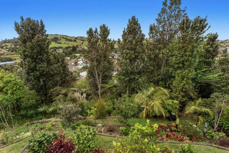 8 Crestwood Rise Whakatane_14