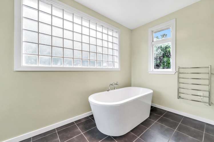 1/5 Winters Road Redwood_14