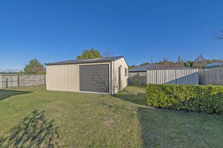 77 North Terrace Darfield_24