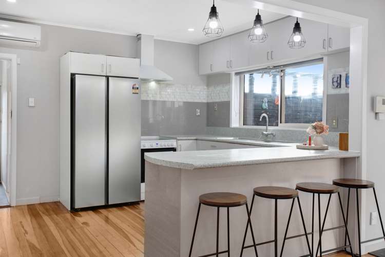 41 Youngs Road Papakura_5